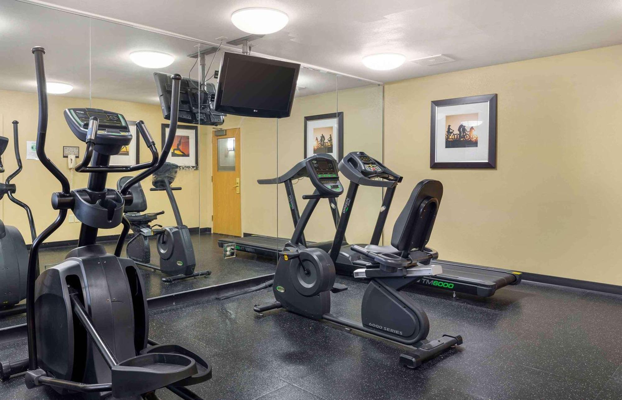 Extended Stay America Suites - Boston - Waltham - 32 4Th Ave Esterno foto