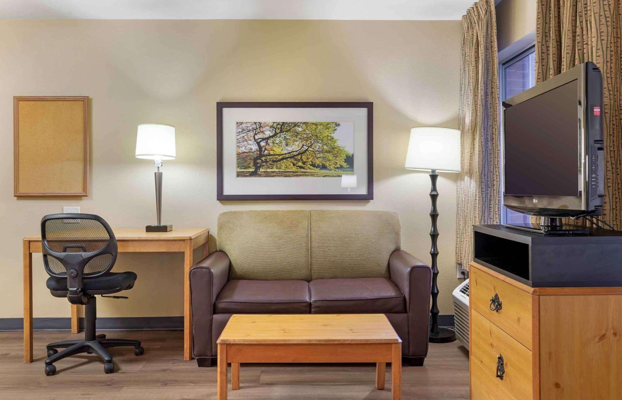 Extended Stay America Suites - Boston - Waltham - 32 4Th Ave Esterno foto